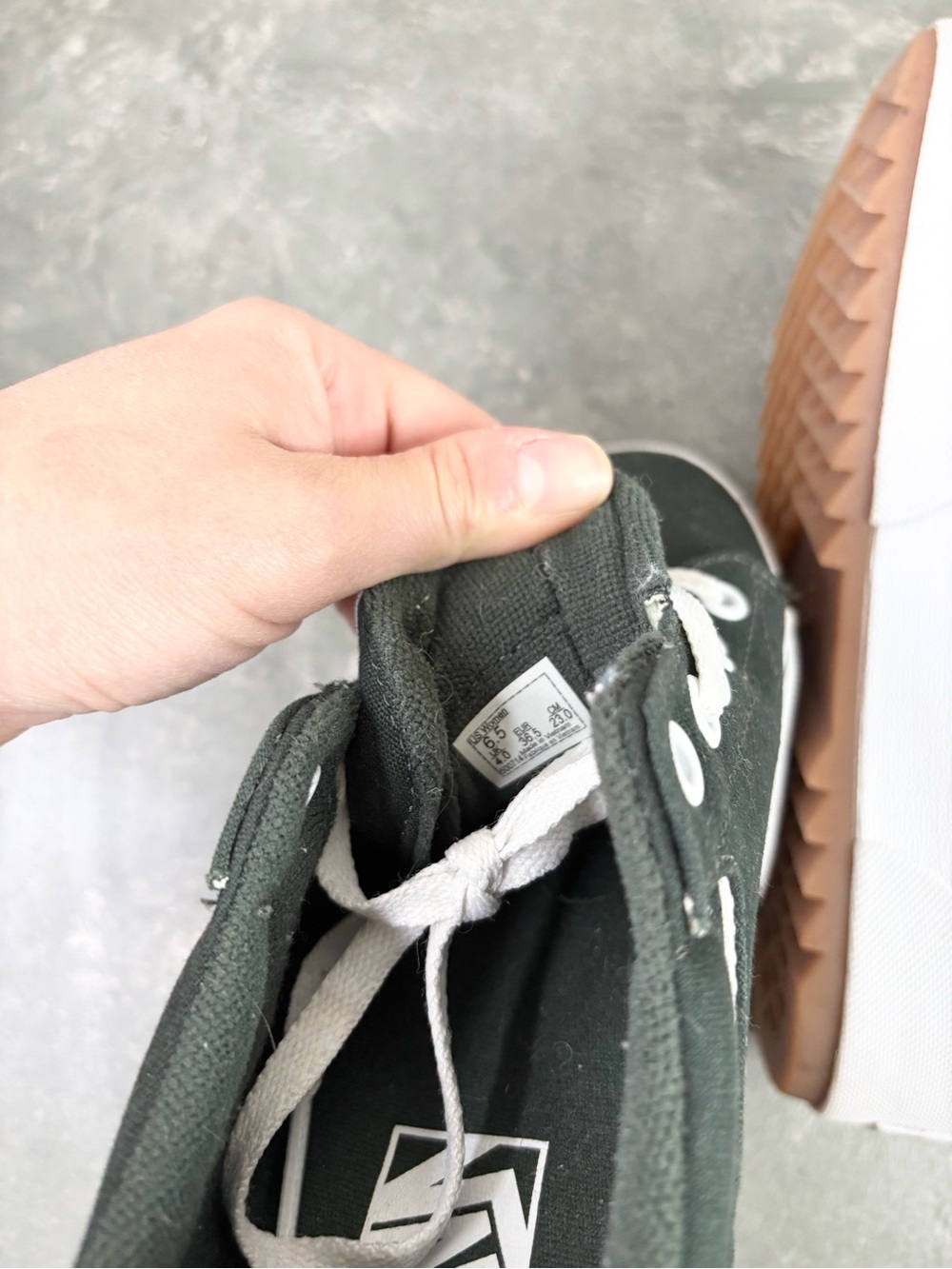 Vans Women's Seldan Platform sneakers in green canvas white sole size 6.5 - Picture 8 of 8